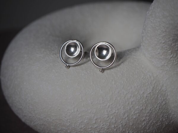 Metis mini - zilveren oorbellen - Odette's Jewellery